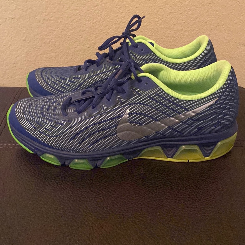 Nike Tailwind 6